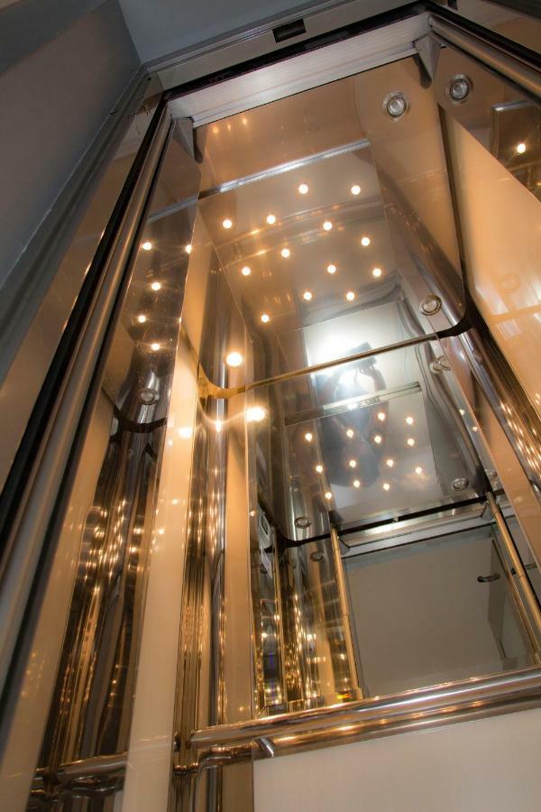 Hotel Astron Мирина Экстерьер фото
